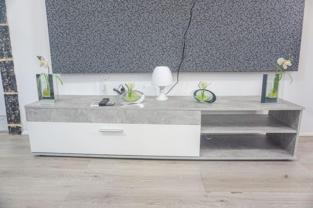 Apartment In Wuppertal - Charmante 3-Zimmer-Oase Mit Kamin Und Badewanne Eksteriør billede