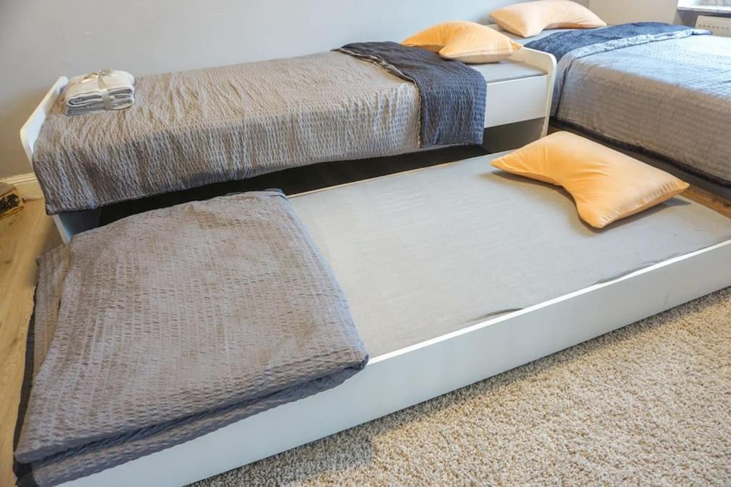 Apartment In Wuppertal - Charmante 3-Zimmer-Oase Mit Kamin Und Badewanne Eksteriør billede