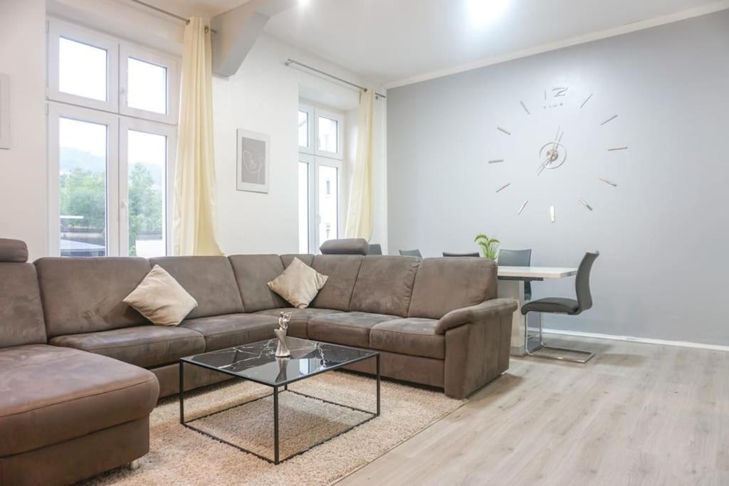Apartment In Wuppertal - Charmante 3-Zimmer-Oase Mit Kamin Und Badewanne Eksteriør billede