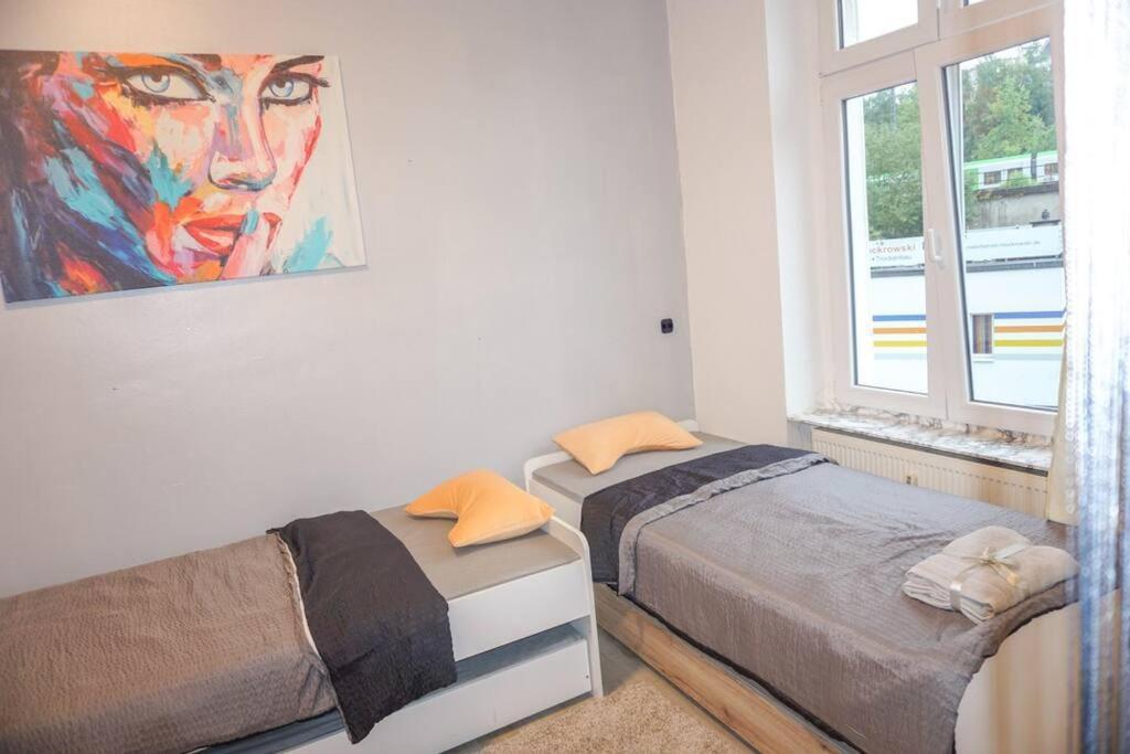 Apartment In Wuppertal - Charmante 3-Zimmer-Oase Mit Kamin Und Badewanne Eksteriør billede