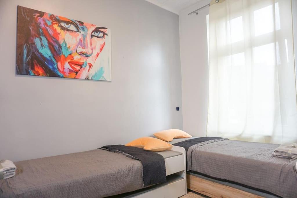 Apartment In Wuppertal - Charmante 3-Zimmer-Oase Mit Kamin Und Badewanne Eksteriør billede